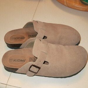 Women's Tan Suede Mules